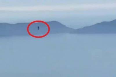 В небе над Лос-Анджелесом увидели мужчину, который летал с джетпаком, – видео