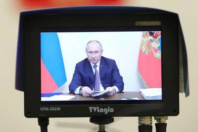 Путин вернул в УК лишение свободы за клевету. Теперь блогерам грозит до двух лет колонии