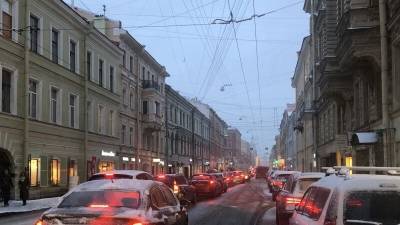 В Петербурге вечером 30 декабря пробки достигли 7 баллов