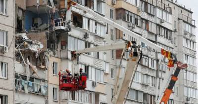 Семьи, пострадавшие при взрыве многоэтажки на Позняках, оформили документы на новое жилье
