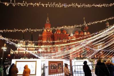 Власти Москвы в Новый год ограничат доступ на Красную площадь