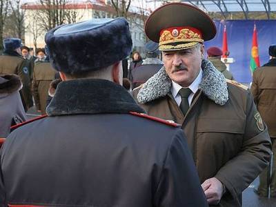Лукашенко пообещал уйти в отставку по просьбе ОМОНа