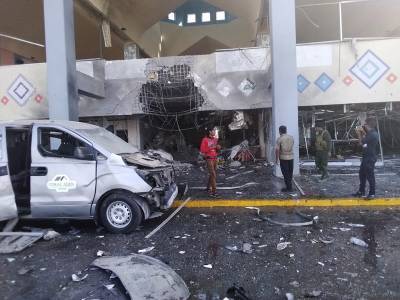 Возле президентского дворца в йеменском Адене прогремел взрыв