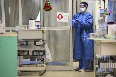 Пациентов с коронавирусом в США размещают в сувенирных лавках