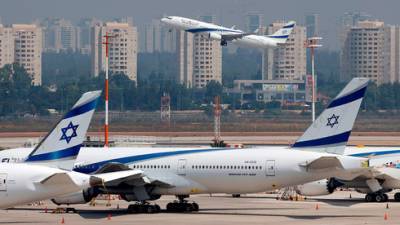 Израильтяне перестали покупать авиабилеты, "Эль-Аль" отправляет пилотов в ХАЛАТ