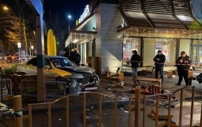 ДТП возле McDonald's в Одессе: полиция рассказала детали