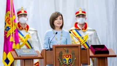 Президент Молдавии заявила о готовности прибыть в Россию на переговоры