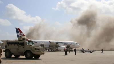 В ЕС решительно осудил атаку на аэропорт в Йемене