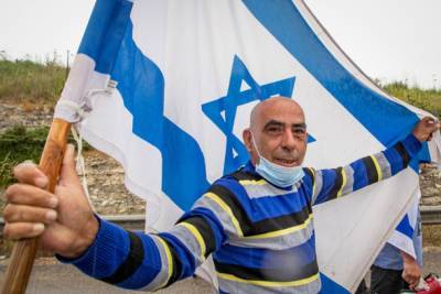 Опрос: на политической арене Израиля появилась новая партия
