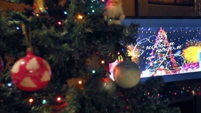 Что смотреть по телевизору в новогоднюю ночь