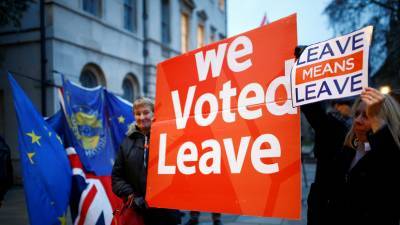 «Брюссель пошёл на уступки, но и Лондон лишился многого»: Великобритания окончательно покидает Евросоюз