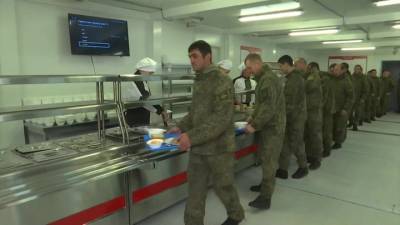 300 российских миротворцев заселились в блочно-модульные городки в Карабахе