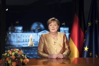 Меркель в последний раз обратилась к немцам перед Новым годом