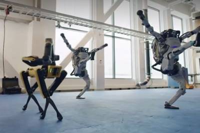 Сеть взорвало видео танцующих роботов (ВИДЕО)