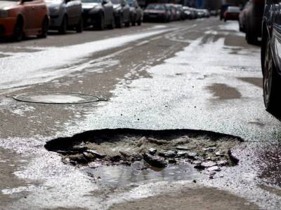 Жителей Глазова просят сообщать о неочищенных дорогах
