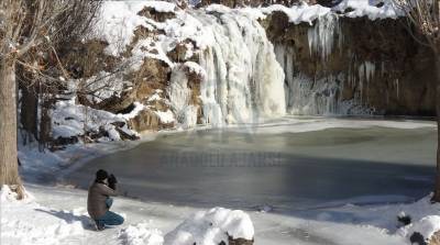 ФОТОФАКТ: Турецкий водопад Мурадие в плену льда