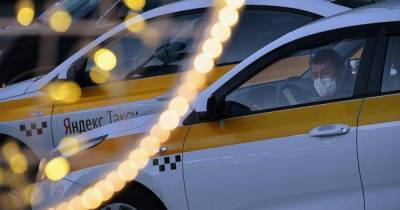 Московских таксистов призвали не завышать цены в новогодние праздники