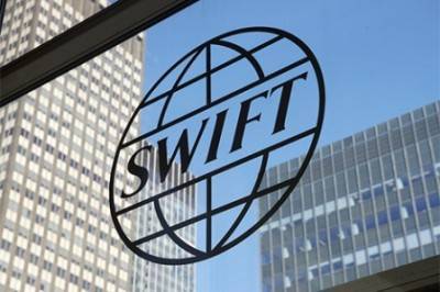 Отключение от SWIFT добьет финансовую систему России
