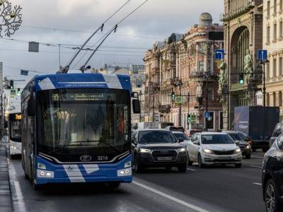 В новогодние праздники общественный транспорт в Петербурге пустят по новому графику