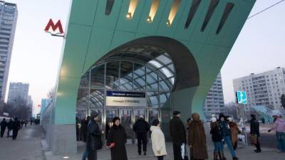 Сцепились в клубок: московская полиция разняла жестокую драку в метро