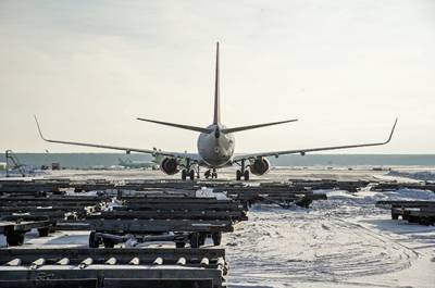 Свыше 160 рейсов задержали и отменили в аэропортах Москвы