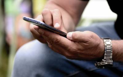 Эксперт Павел Мясоедов: «Зависание» смартфона указывает на его взлом»