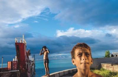 Новий рік: Кірібаті першими зустріли 2021 рік - from-ua.com - Украина - Самоа