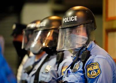 В США начались протесты после убийства мужчины полицейскими
