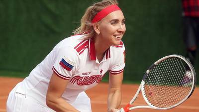 Теннисистка Веснина пообещала возобновить карьеру