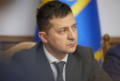 Зеленский пояснил, почему Украина подписала контракт на закупку вакцины до ее регистрации