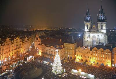 Жителей Чехии призвали не выходить на улицу в новогоднюю ночь