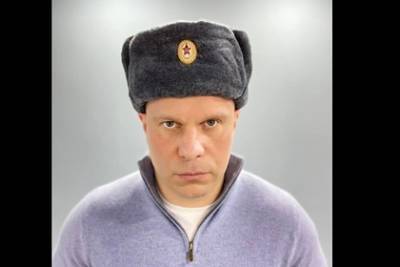 Украинский депутат надел шапку-ушанку со звездой и призвал арестовать его