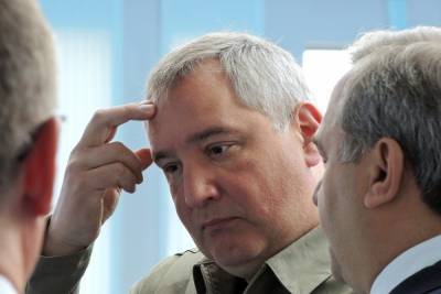 Рогозин рассказал о причине появления трещины на МКС: Бедный Федор