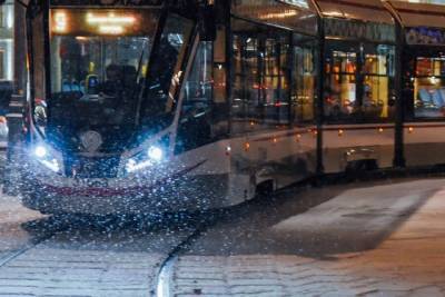 Движение трамваев на шоссе Энтузиастов восстановлено после задержки
