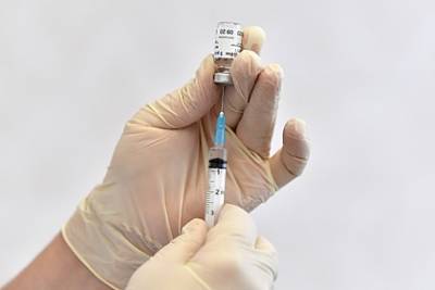 Сербия зарегистрировала российскую вакцину от коронавируса