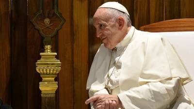 Папа римский Франциск не сможет провести новогоднюю мессу в Ватикане