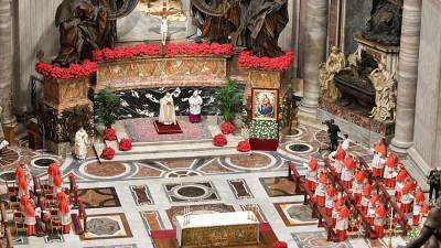 Папа Римский Франциск пропустил из-за недомогания новогоднюю службу