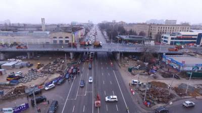 В Киеве восстановили движение троллейбусов на Шулявском путепроводе