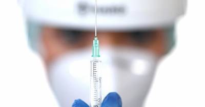 Вирусолог призвал вакцинироваться от COVID переболевших коронавирусом