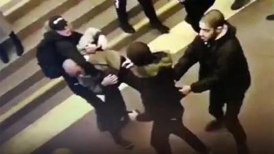 В Петербурге задержали четырех человек после массовой драки в метро