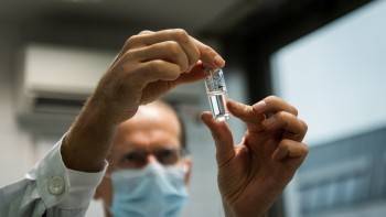 Главы регионов "головой" ответят за организацию вакцинации от ковида