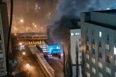 В Москве сотрудники ГИБДД спасли людей из горящего здания