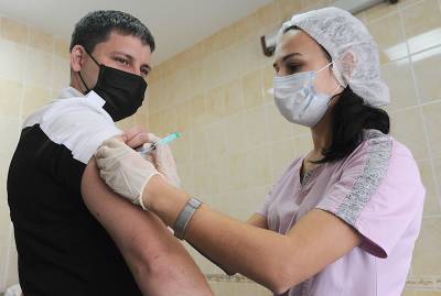 В Москве открылась запись на прививку от коронавируса