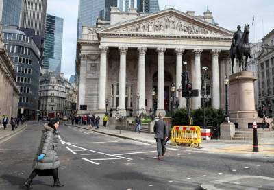 Из-за брексита и пандемии: в Лондоне падает количество вакансий