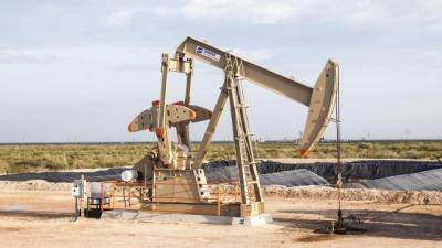 Новак: РФ сможет с января увеличить нефтедобычу на 125 тыс. баррелей в сутки
