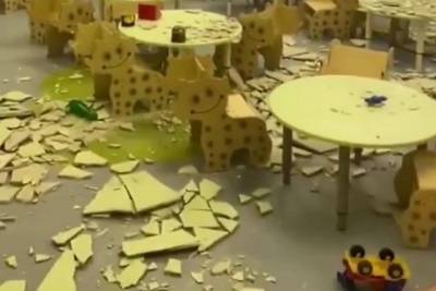 В Кемерово обрушился потолок в детском саду, открытом менее недели назад
