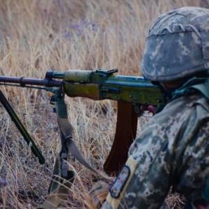 Позиции украинских военных вблизи Водяного обстреляли из минометов