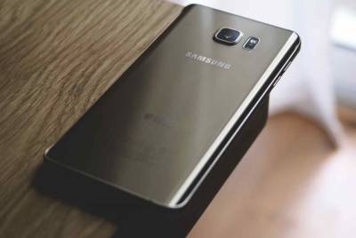 Samsung получила патент на кольцо для зарядки смартфонов от человеческого тела