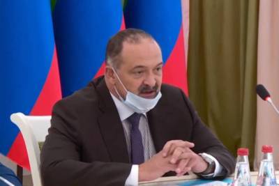 Врио главы Дагестана будут лечить от коронавируса в Москве