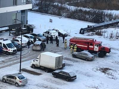 В Екатеринбурге эвакуировали жильцов дома, возле которого нашли «гранату»